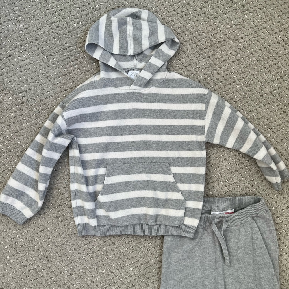Zara Toddler Knit Hoodie 2/3T
